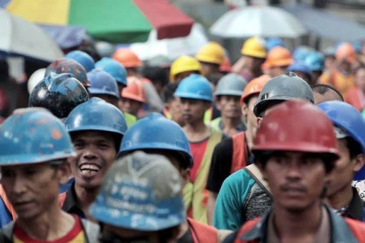 Menjaga Harmoni Sosial melalui Peningkatan Kesejahteraan Buruh